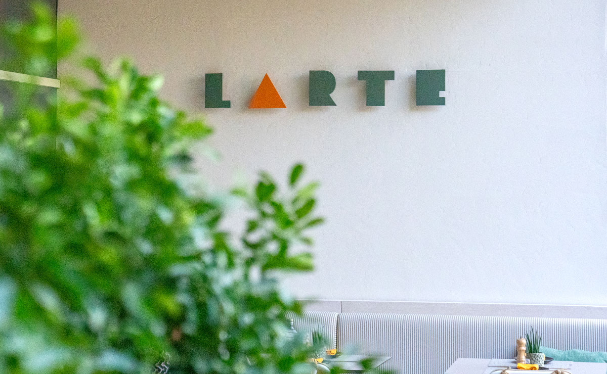 Larte-Studio-One-Signage